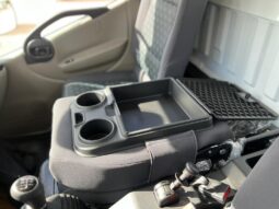 Dongfeng DF-513 con caja lleno